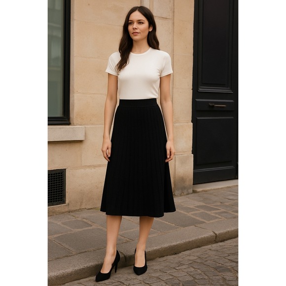 French Designer LeMont St. Michel Black Pleated Knit Midi Skirt XS Parisian Chic - Picture 1 of 8